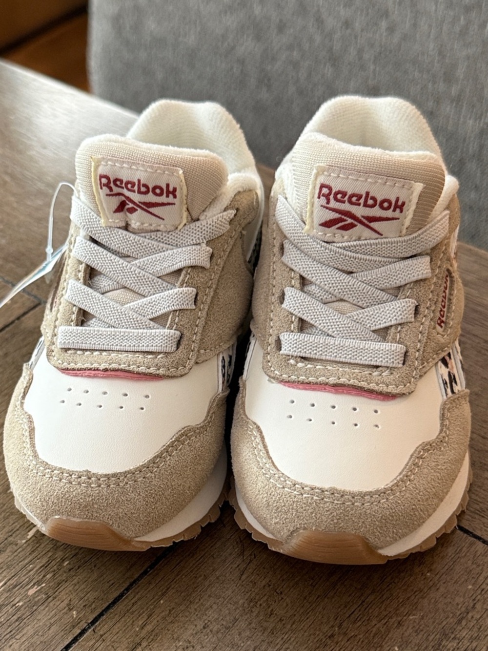 Reebok toddler Girl Beige, White & Pink Suede-leopard Trim Sneakers